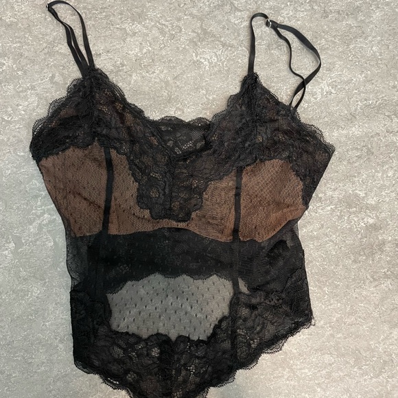 I am gia top - Picture 2 of 3